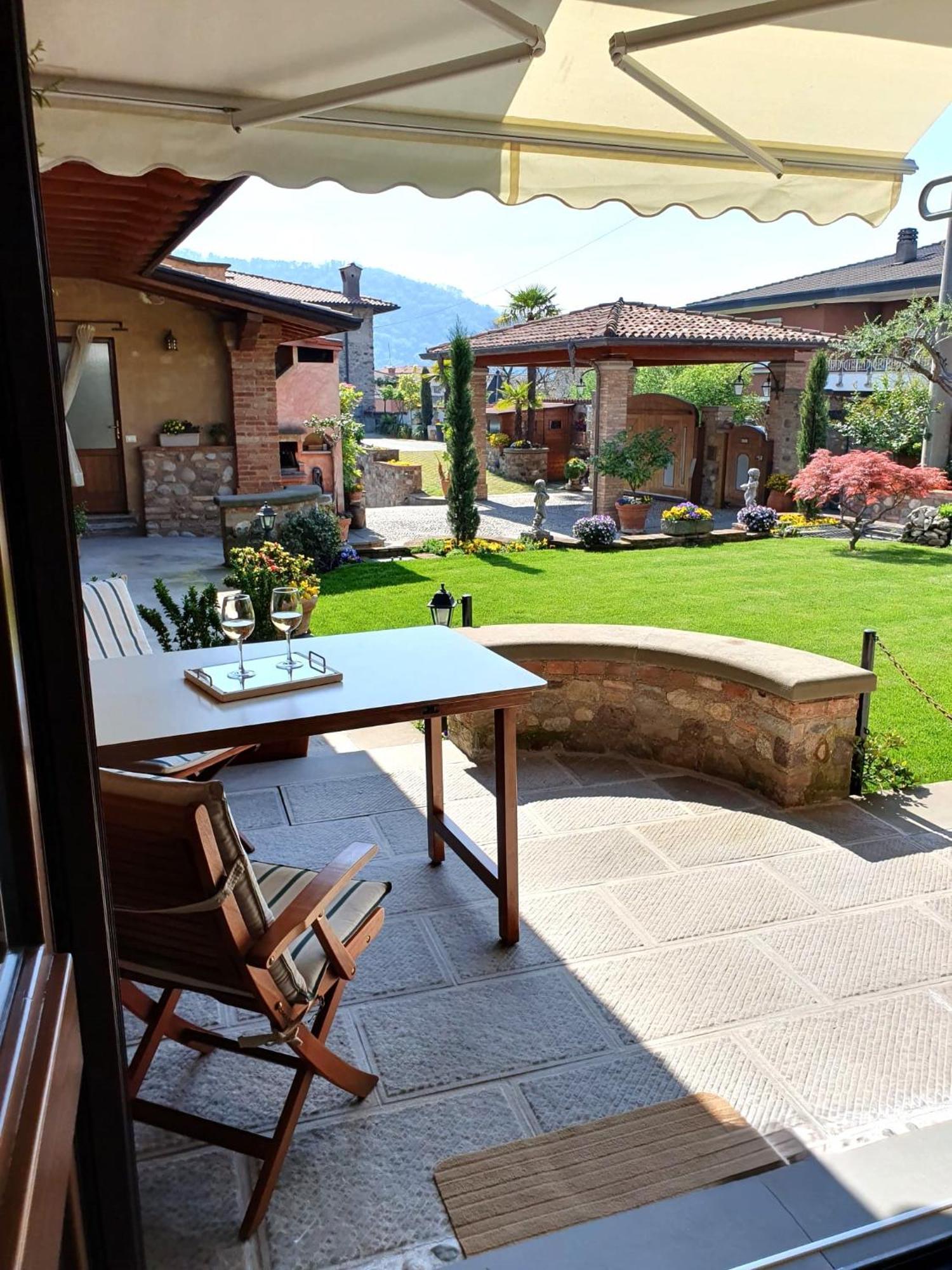 La Corte Del Bona - Vicino Alle Cantine E A Circa 15 Minuti Dal Lago Di Iseo - Apartment Erbusco Luaran gambar